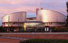 Европейский Суд по правам человека рассматривает два дела об однополых «браках»